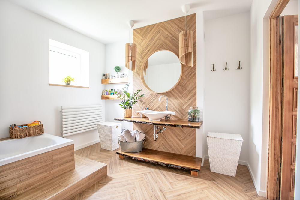 Moderní dřevěná koupelna s dřevěným obkladem